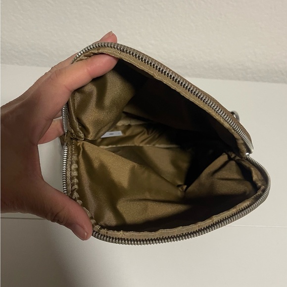 Lululemon All Night Festival Bag Micro NWT One Size - Picture 6 of 9